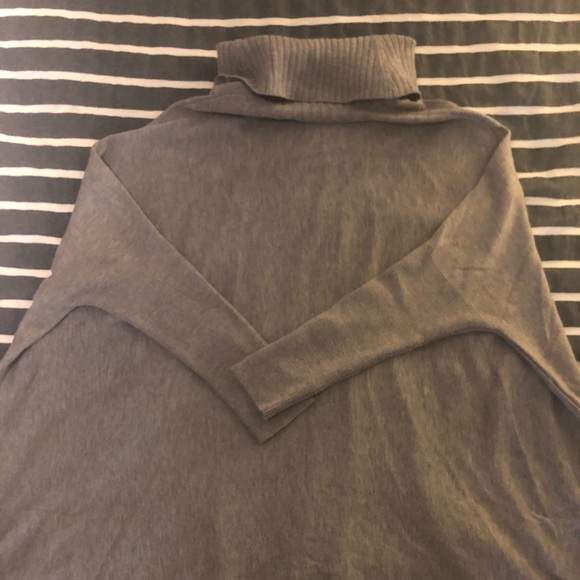 Calvin Klein Sweater Cape with Buckle - Picture 6 of 6